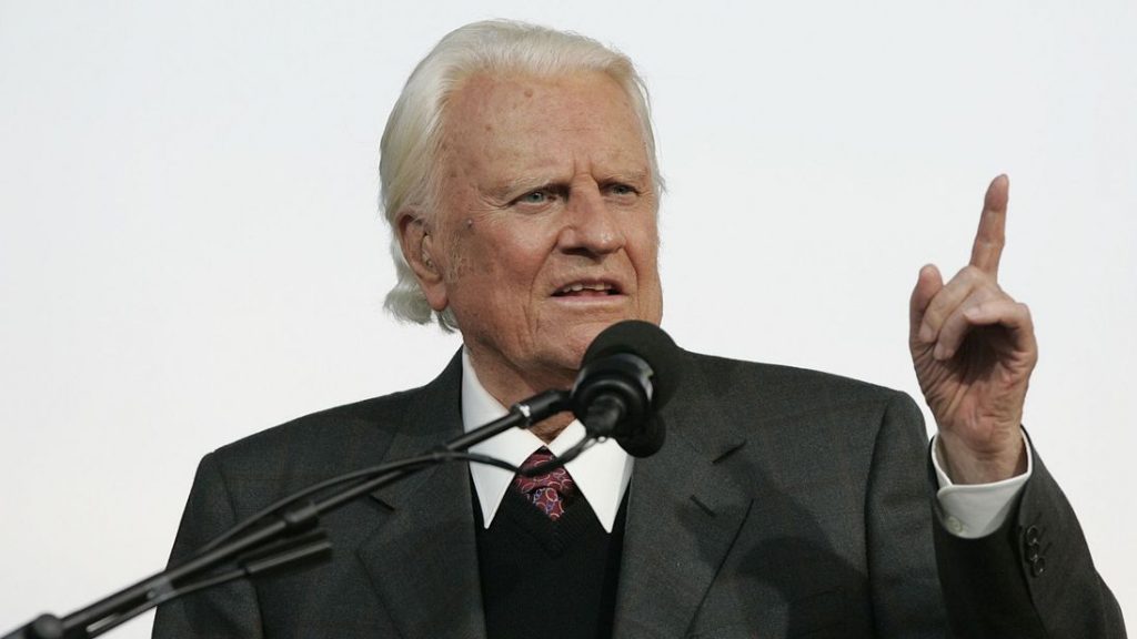 Murió el influyente predicador evangélico Billy Graham a los 99 años