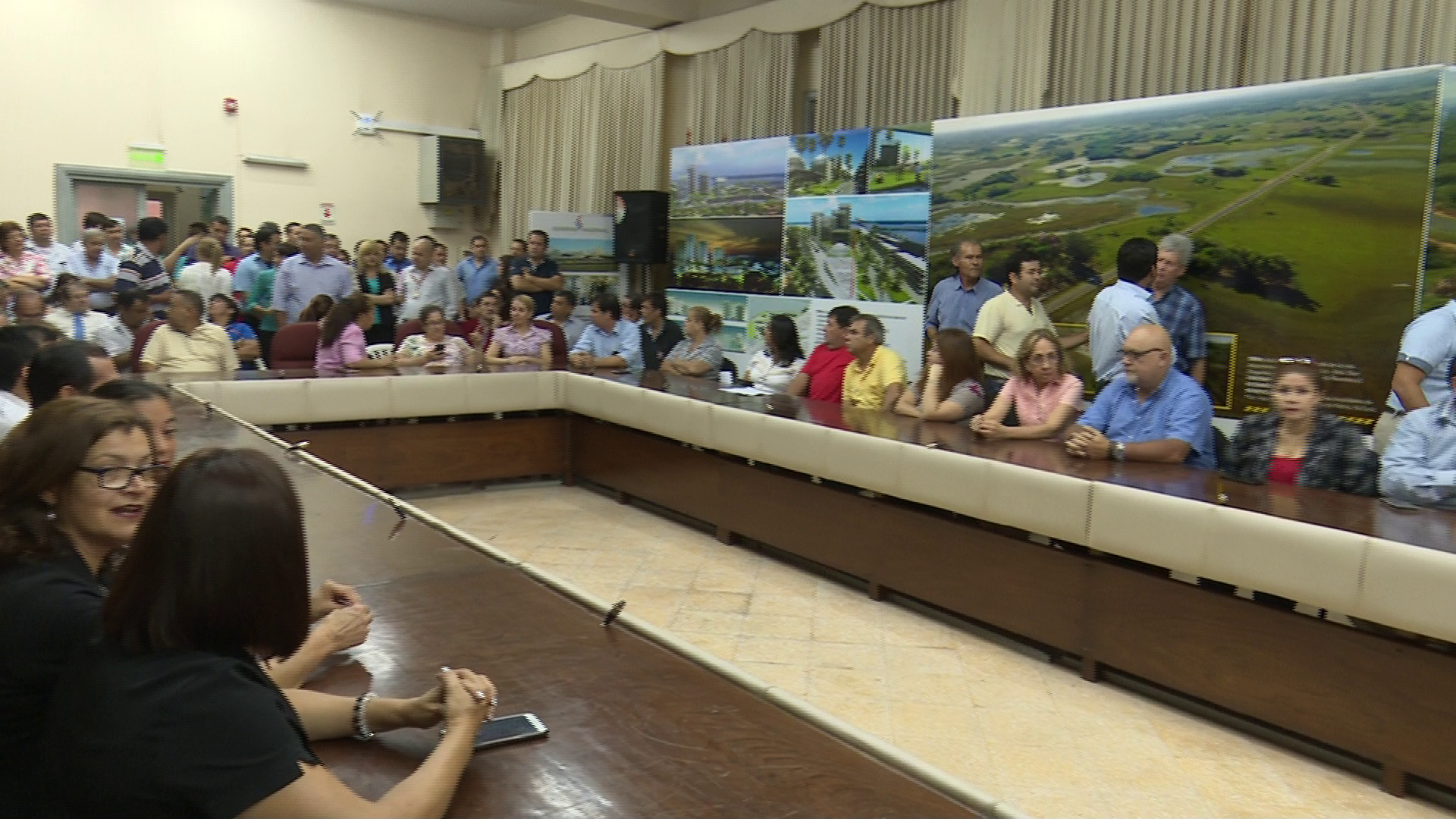 Irregularidades en el MOPC