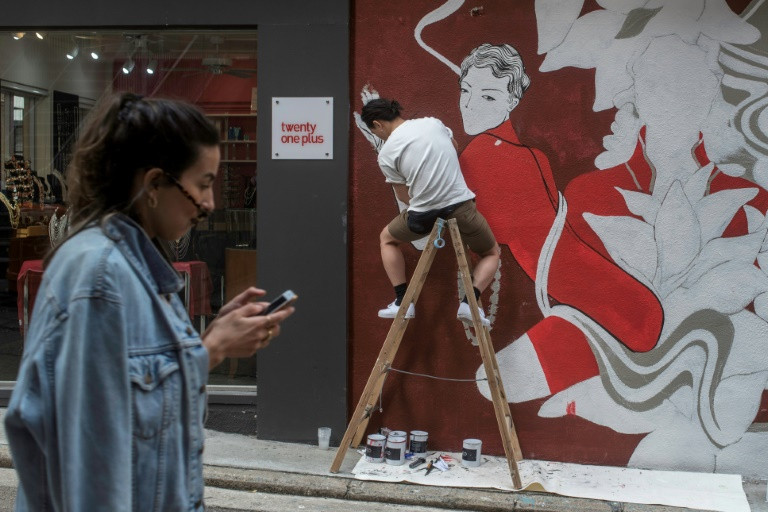 El arte callejero florece en Hong Kong