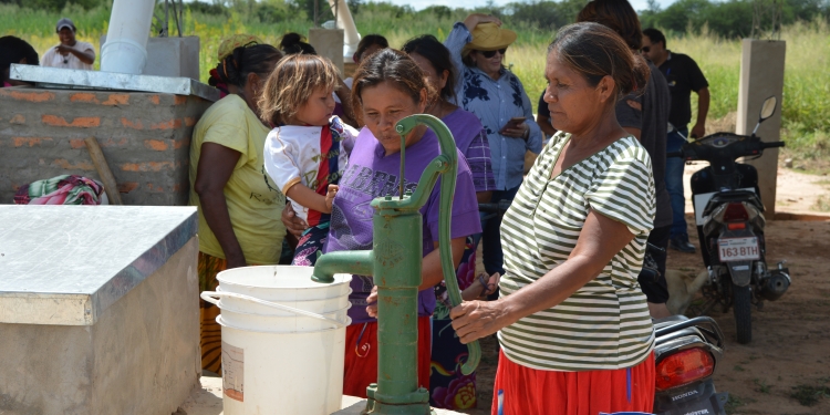 SoluciA?n ante problemA?tica de agua en el Chaco SoluciA?n ante problemA?tica de agua en el Chaco