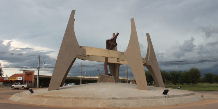 Calor y chaparrones este viernes