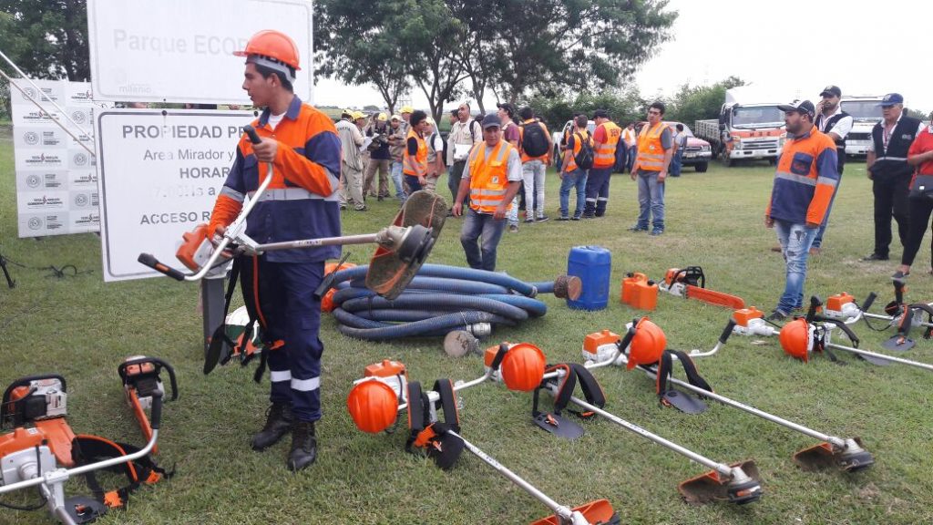 Operativo aéreo combatiendo al dengue