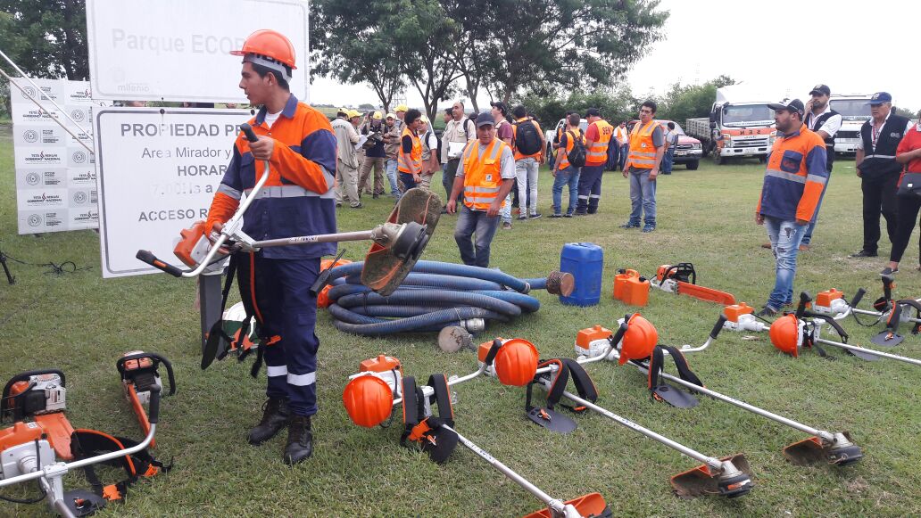 Operativo aéreo combatiendo al dengue
