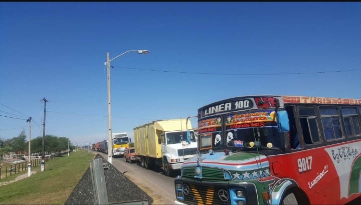 Pozo Colorado: Transportistas cierran parcialmente Ruta Transchaco