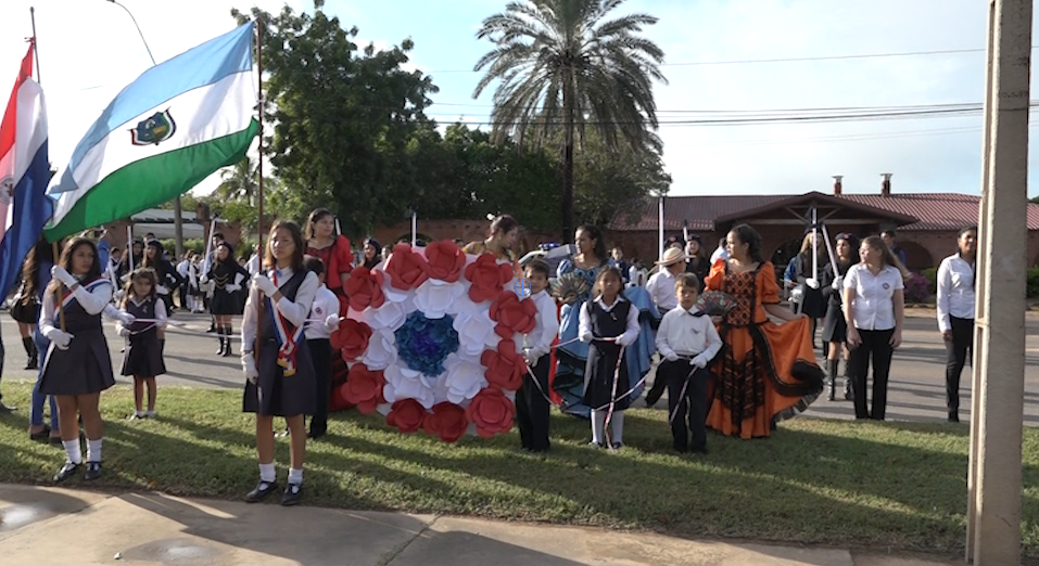 Siguen las actividades por el Día de la Patria y de la Madre