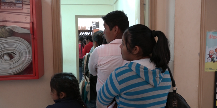 Realizan pago de subsidio a estudiantes indígenas