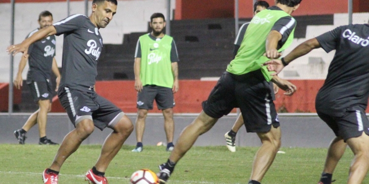 Libertad, clasificado, recibe a Atl. Tucumán en último partido de fase grupos Libertad, clasificado, recibe a Atl. Tucumán en último partido de fase grupos