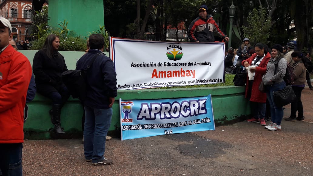 Protesta contra la creación de la «Superintendencia de fondos jubilatorios»