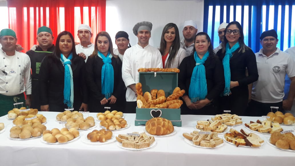 Inauguran panadería en Hospital de Clínicas
