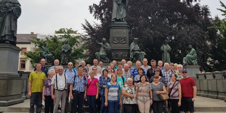 Pobladores de Loma Plata recorrieron Alemania en busca de Historia Pobladores de Loma Plata recorrieron Alemania en busca de Historia