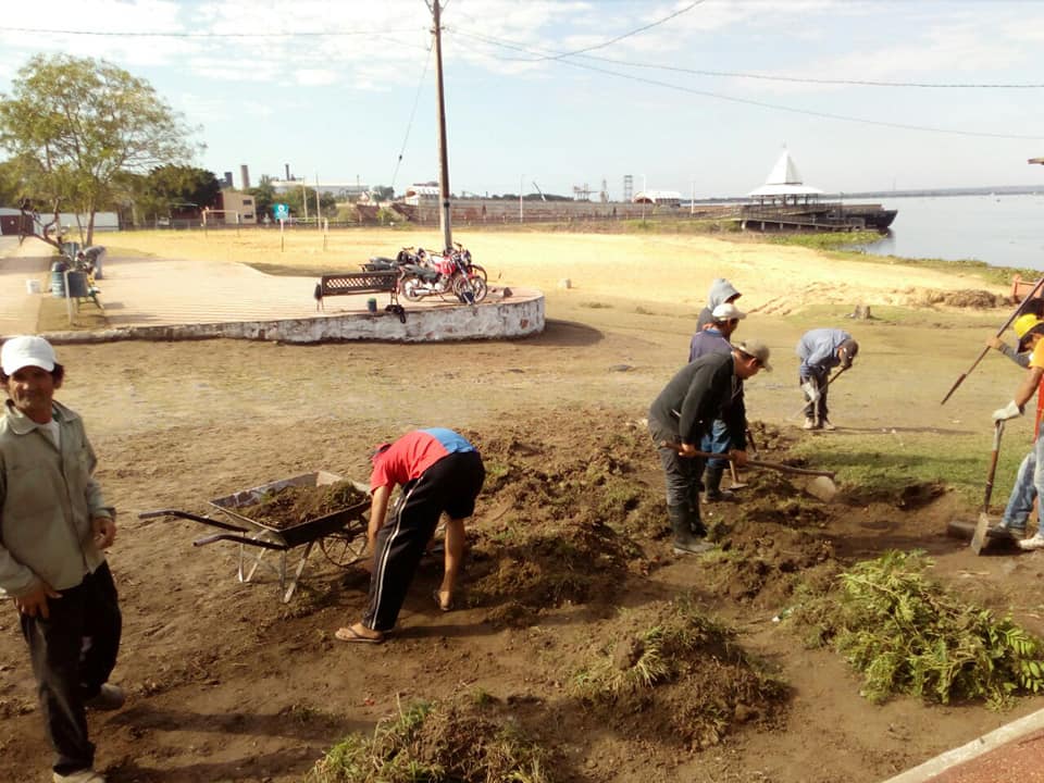 Villa Hayes prosigue con las obras de aseo urbano