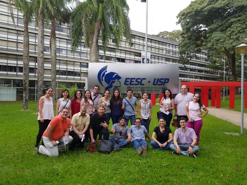 La USP y el MOPC firman convenio para capacitar a paraguayos