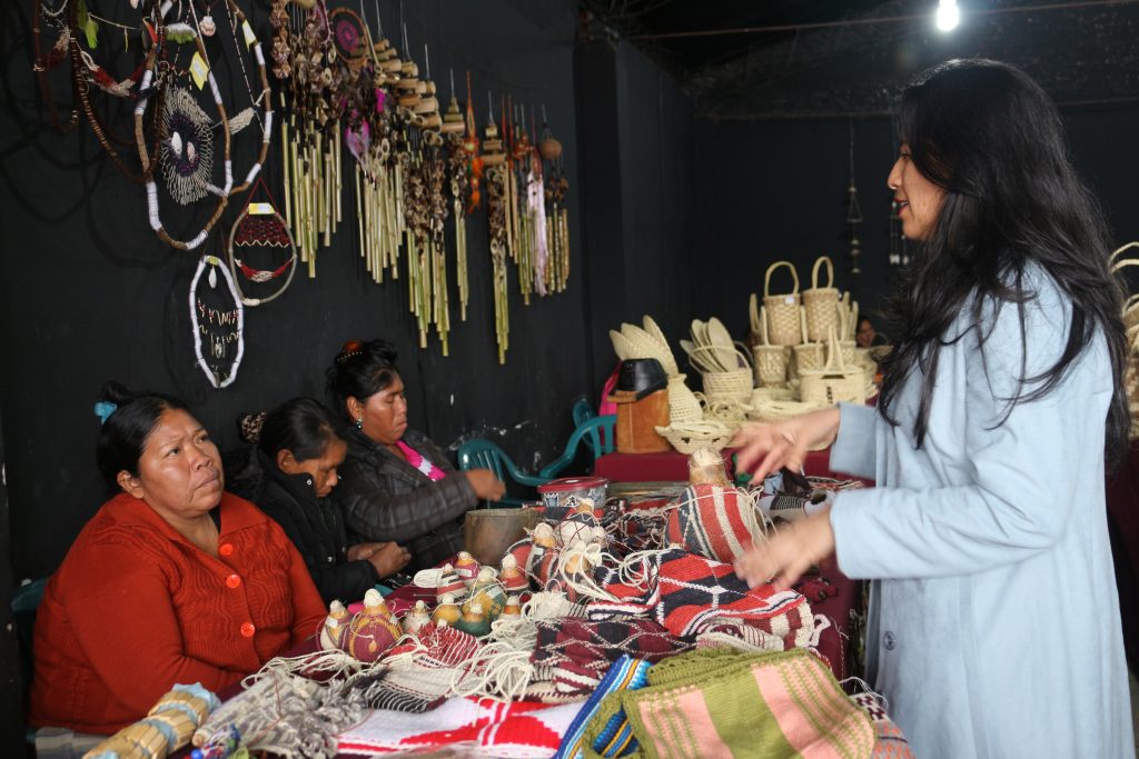 Arte Indígena presente en la Expo Mariano