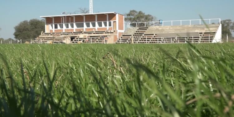 Estadio Departamental de Boquerón en etapa final Estadio Departamental de Boquerón en etapa final