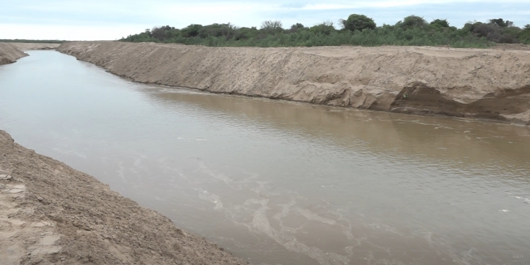 Comisión asegura ingreso regular de aguas en canal del Pilcomayo
