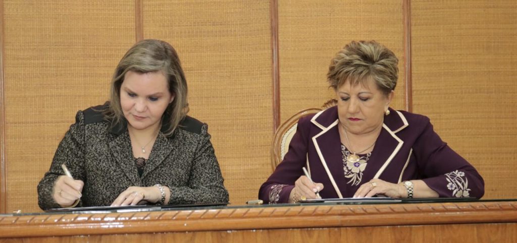 El TSJE y la Red de mujeres por la democracia firman convenio que promueve el liderazgo de mujeres en política electoral