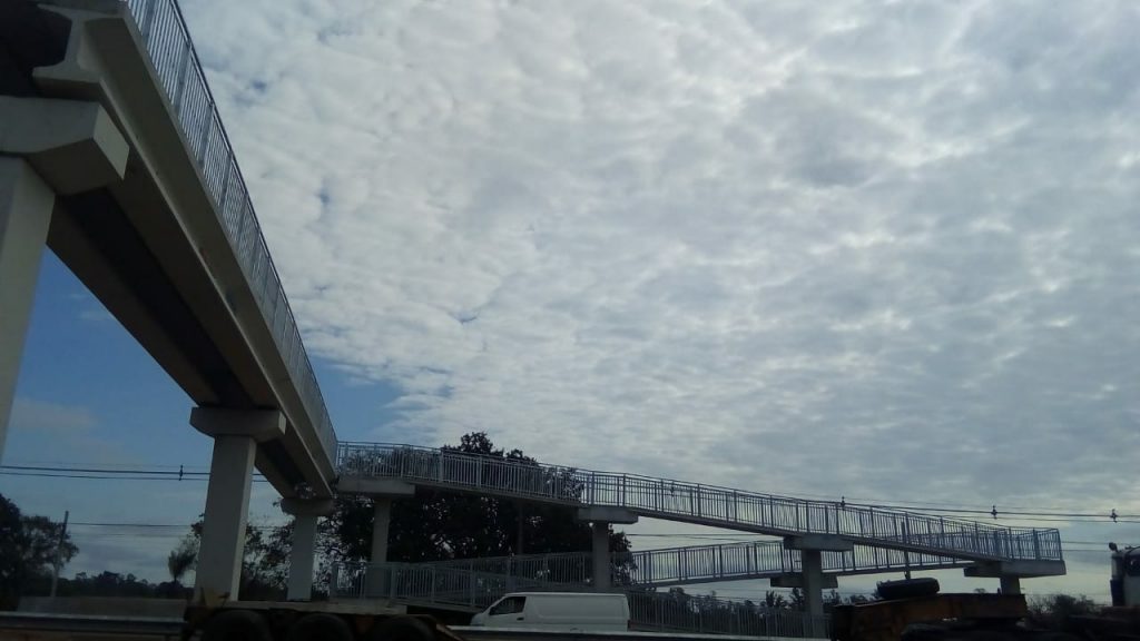 Mariano Roque Alonso: Habilitan segunda pasarela peatonal