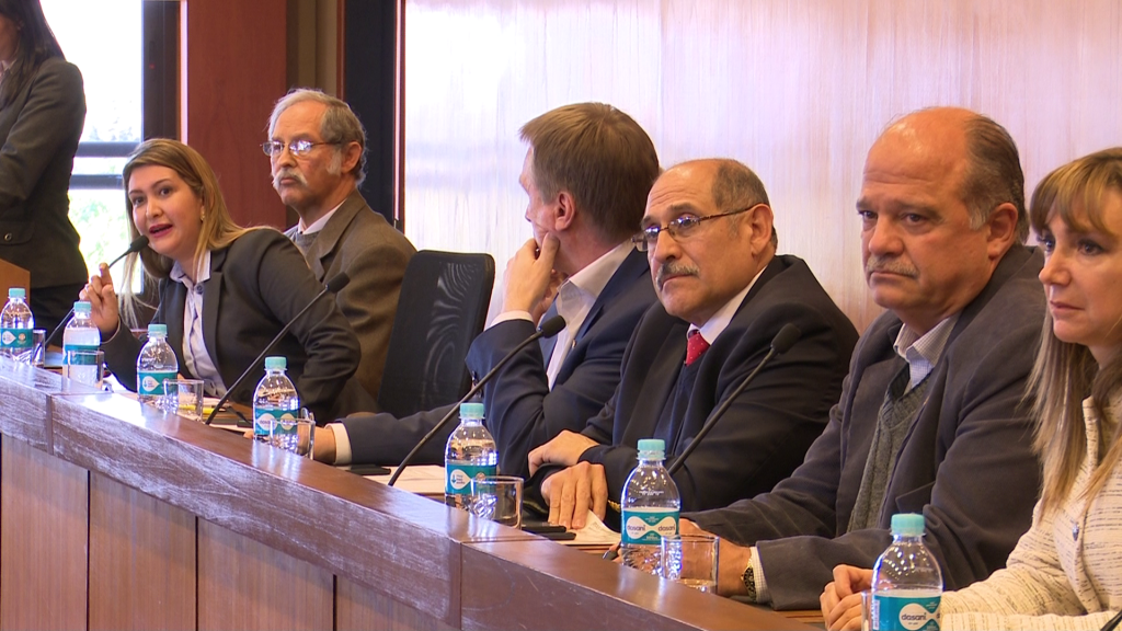 Presentan proyecto de ley para reglamentar empleo de tiempo parcial