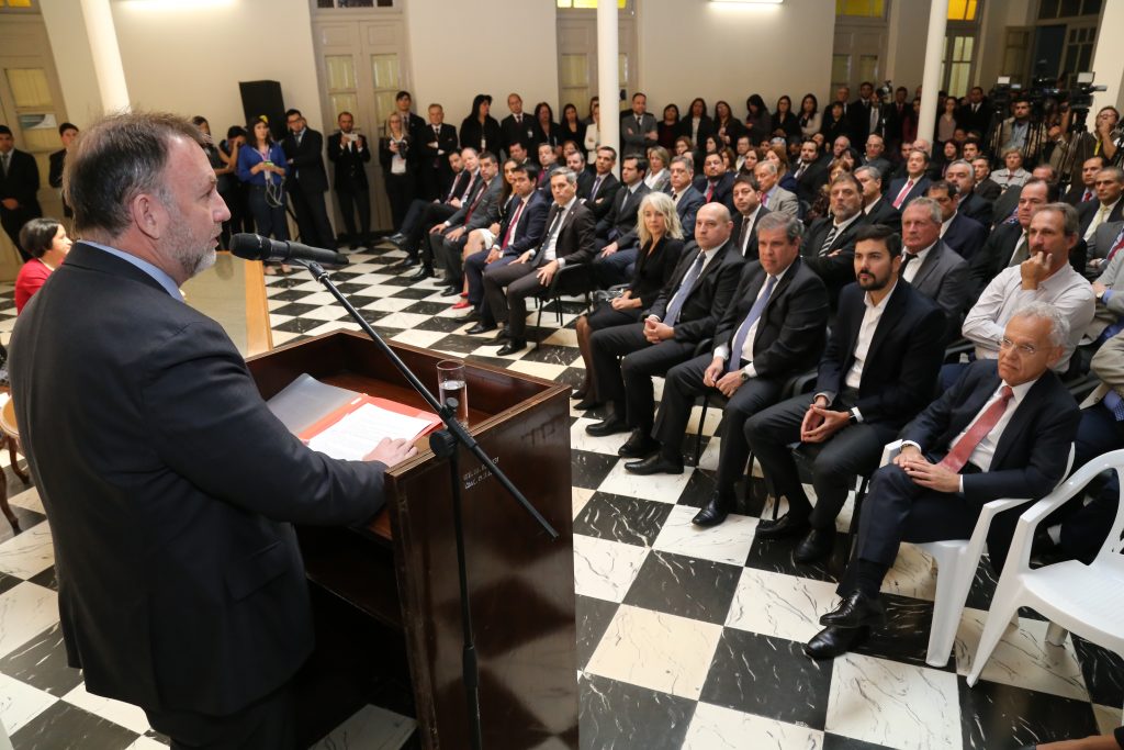 Benigno López asumió sus funciones como nuevo ministro de Hacienda