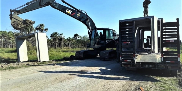 Militares siguen trabajando en el mejoramiento vial de Alto Paraguay