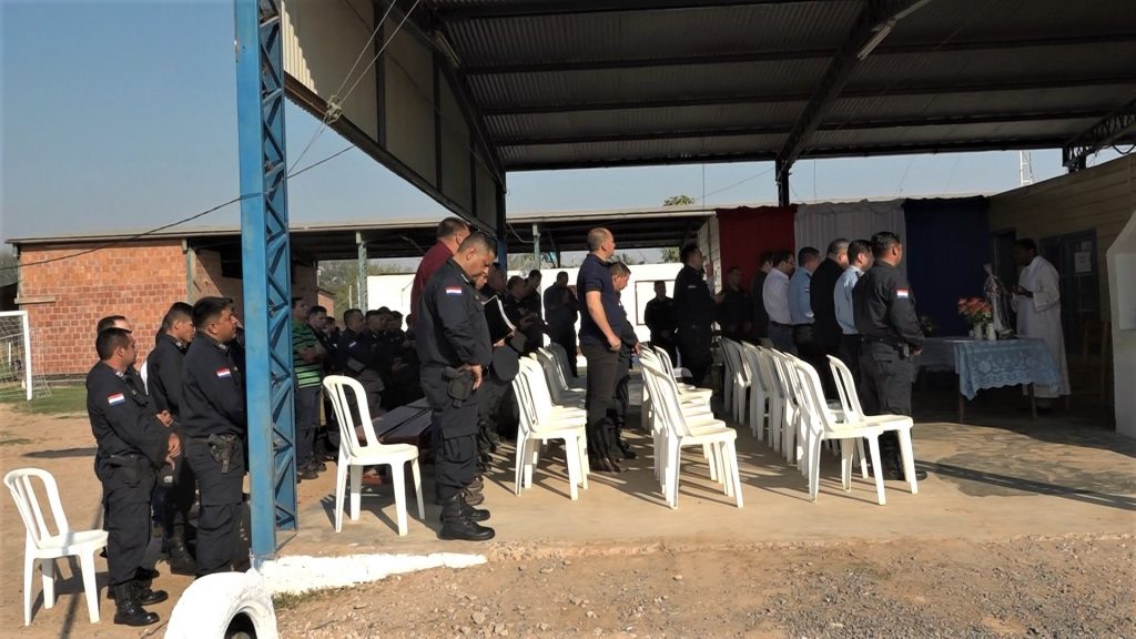 Agentes policiales de Boquerón celebran su día