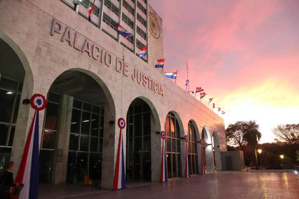 Jornada fresca con precipitaciones dispersas en aniversario de Asunción