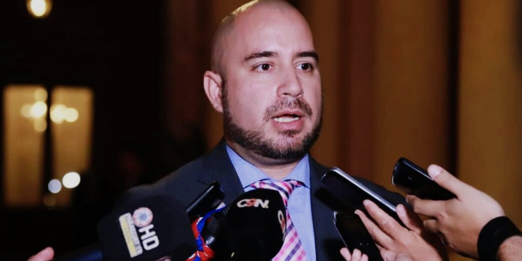 Nuevo ministro del Ambiente y Desarrollo Sostenible asumirá esta tarde Nuevo ministro del Ambiente y Desarrollo Sostenible asumirá esta tarde