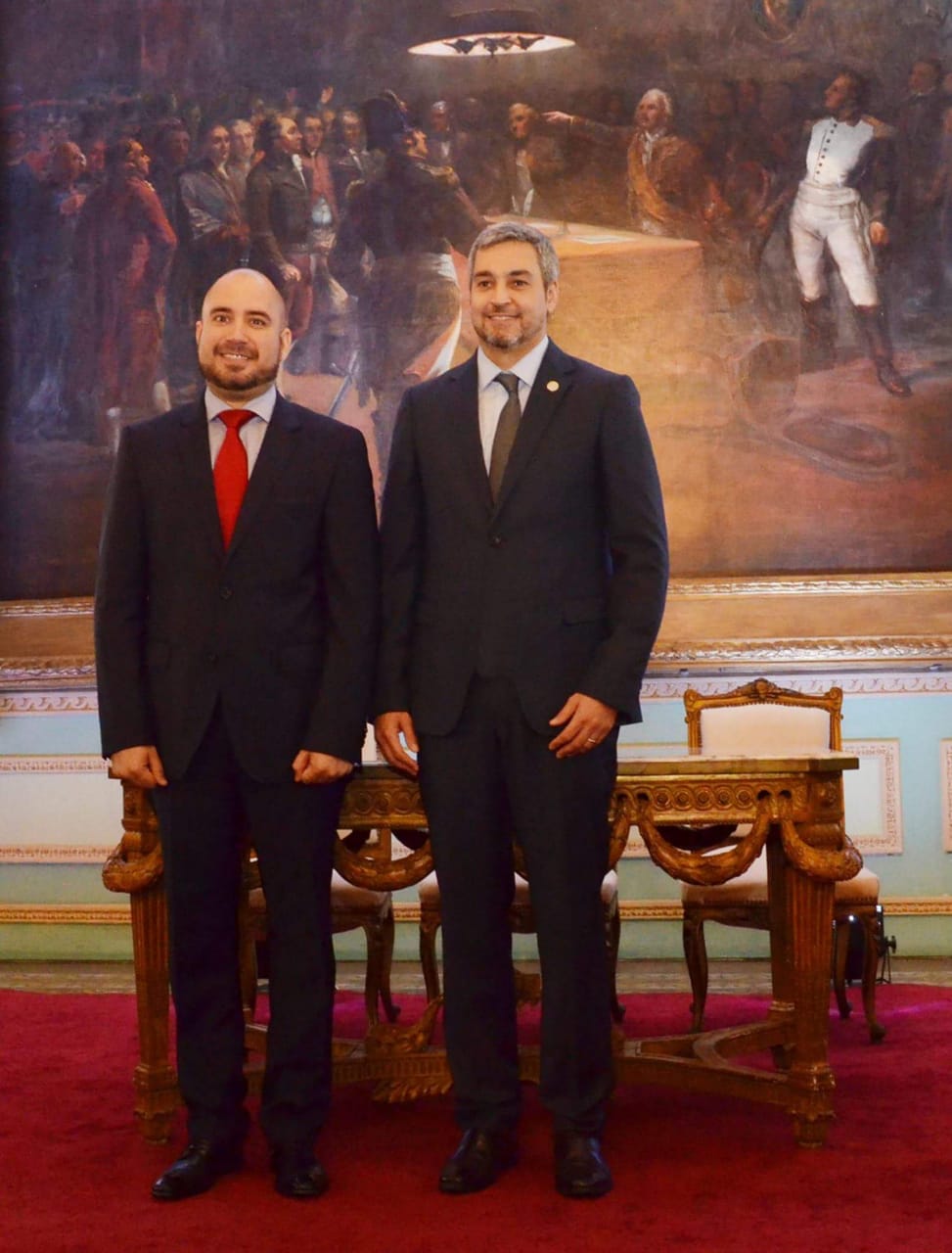 Ministro del ambiente pretende implementar tecnología para agilizar trámites