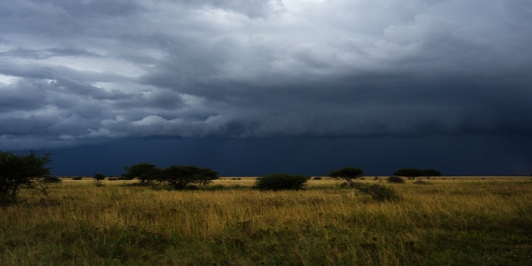 Martes lluvioso en gran parte del país