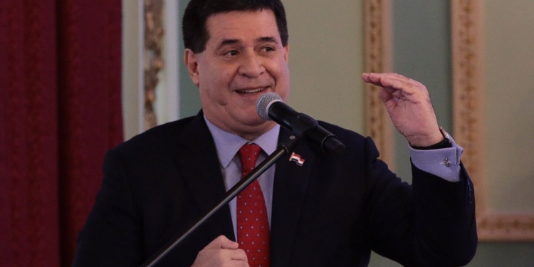 Cartes deja un gobierno con mucha infraestructura y poca comunicación