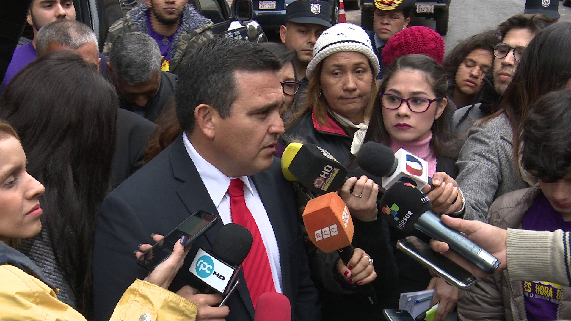 Petta propone vaciar las comisarias y camineras de vehículos chatarra