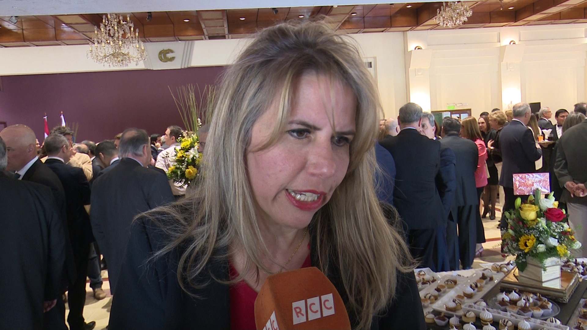 Ministra Liz Cramer considera a Uruguay como un socio estratégico