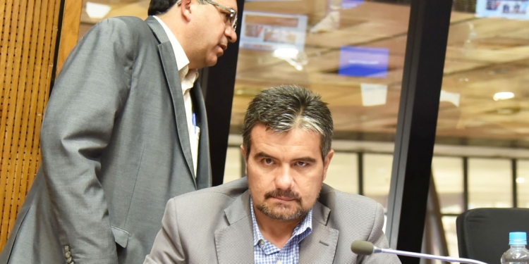 Proponen incluir gastos sociales de binacionales al PGN