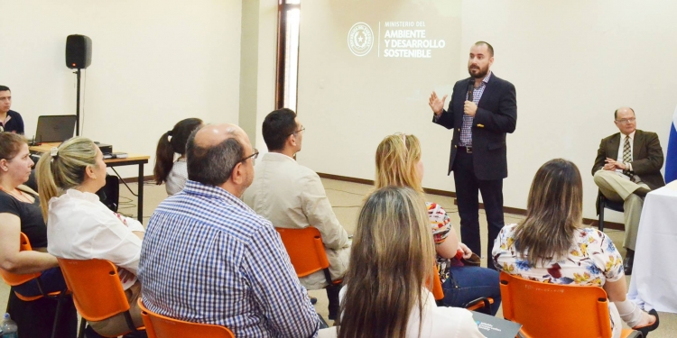 Ministro del Ambiente se reunió con Organizaciones Civiles para coordinar acciones