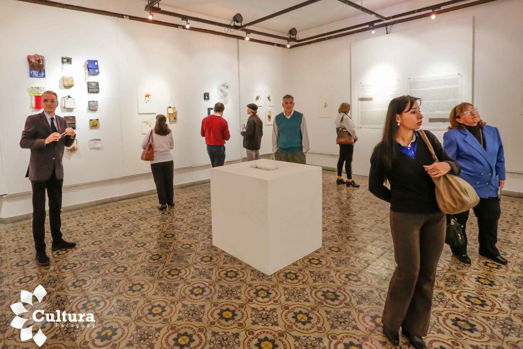 Inauguran muestra en Asunción que integra la Bienal Internacional de Curitiba