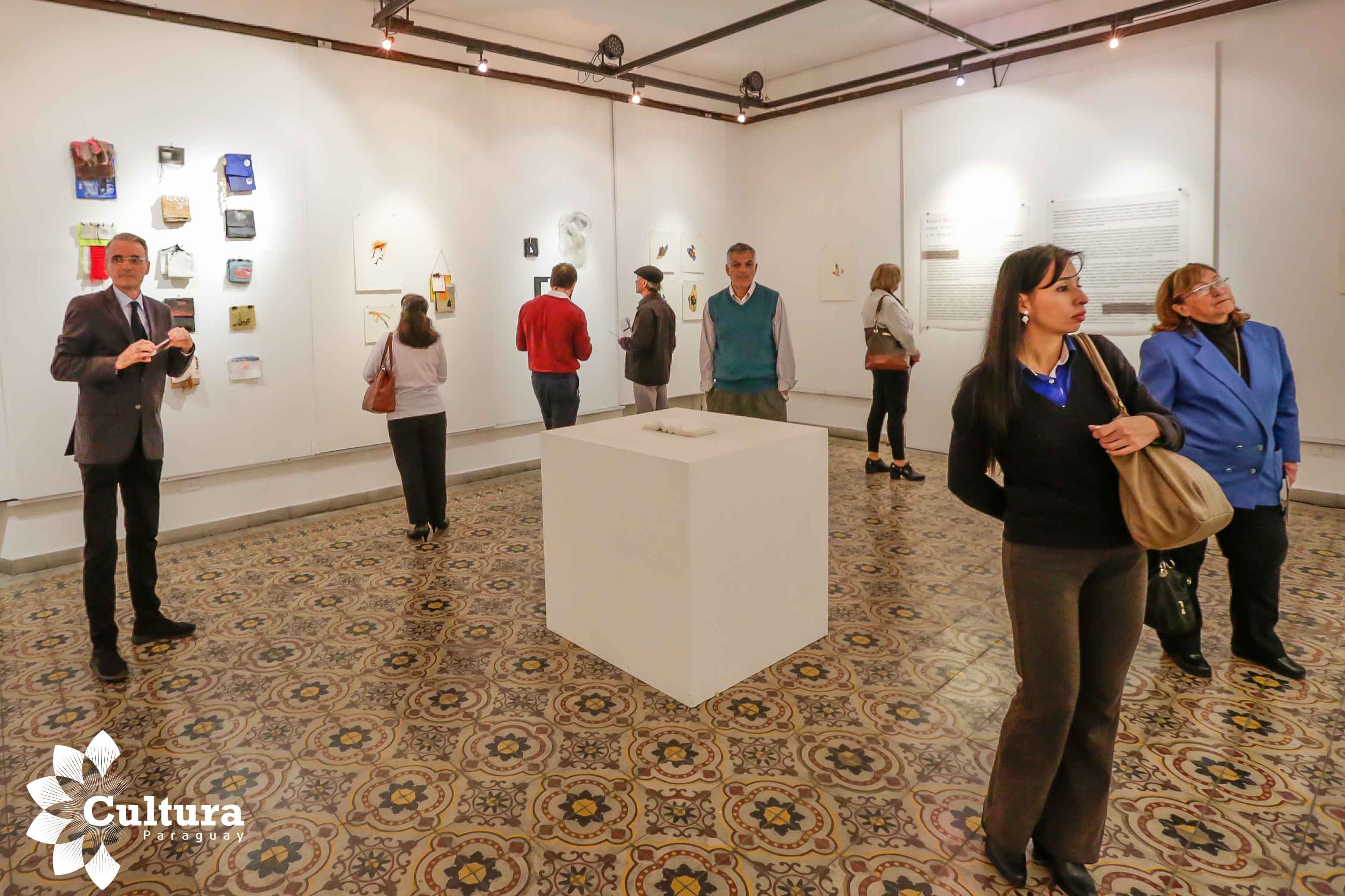 Inauguran muestra en Asunción que integra la Bienal Internacional de Curitiba