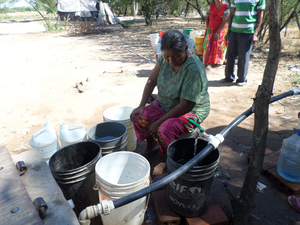 Las mujeres indígenas del Chaco, ante la llegada  del agua potable: “Los niños ya no van a enfermar”