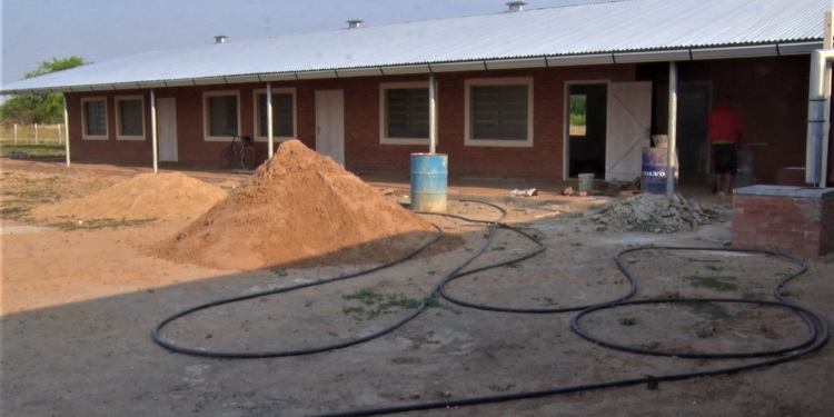 Solicitan donaciones para culminar obras en la escuela Uj’e Lhavos Solicitan donaciones para culminar obras en la escuela Uj’e Lhavos