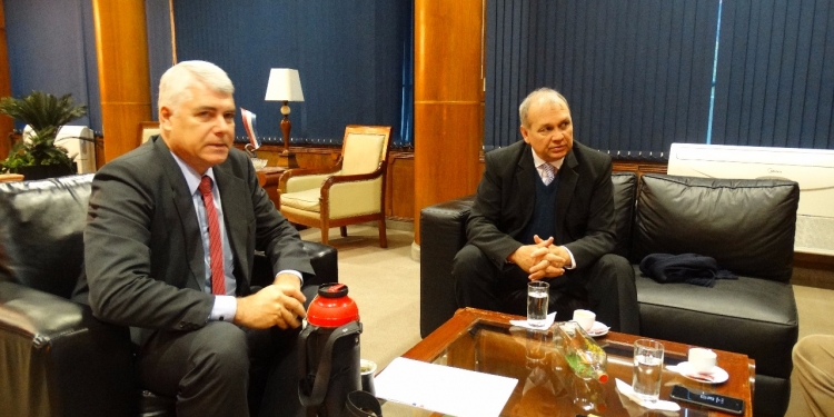 Asunción: MOPC y Municipalidad coordinan tareas para obras del Metrobús