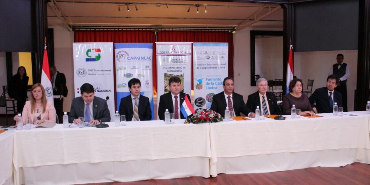 Buscan potenciar rubro lechero mediante Plan Nacional