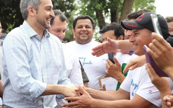 Gobierno inicia nueva fase de modernización de la agricultura para beneficio de unas 10 mil familias Gobierno inicia nueva fase de modernización de la agricultura para beneficio de unas 10 mil familias