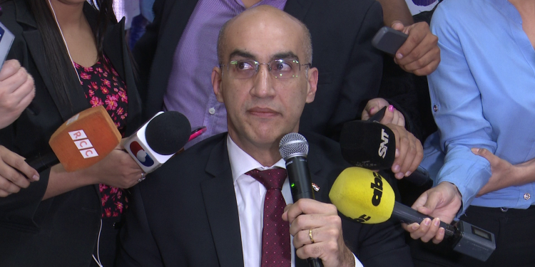 Desabastecimiento, deuda, falta de presupuesto y malos manejos en Salud