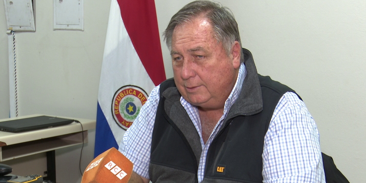 Titular de Comisión Pilcomayo escucha recomendaciones en visita a embocadura Titular de Comisión Pilcomayo escucha recomendaciones en visita a embocadura