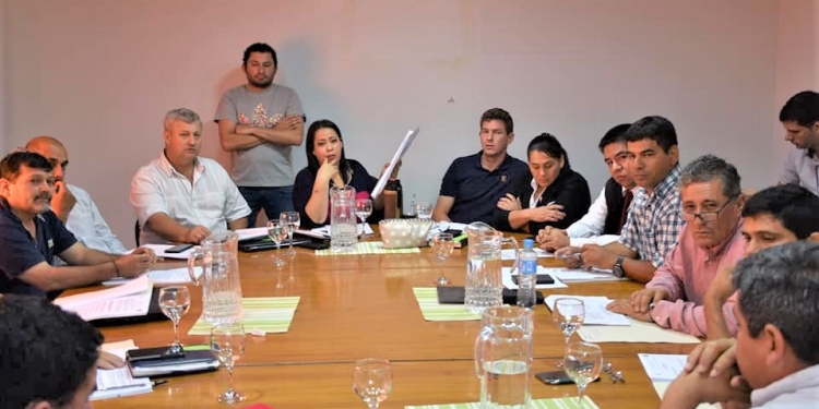 Intendente aprueba el trazado de pavimentación para Mariscal Estigarribia