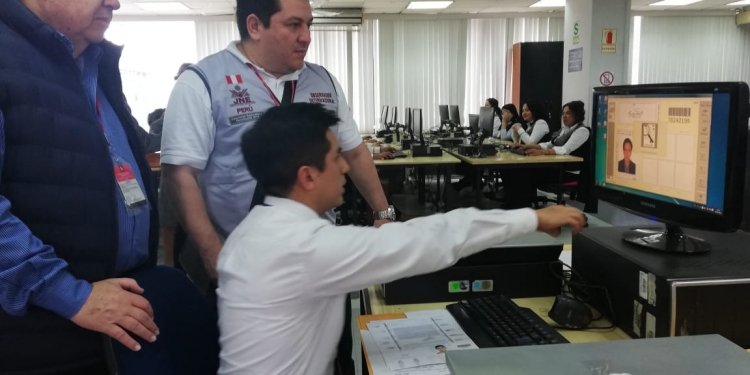 Autoridades electorales están en Perú para observar elecciones y conocer  sobre Voto Electrónico