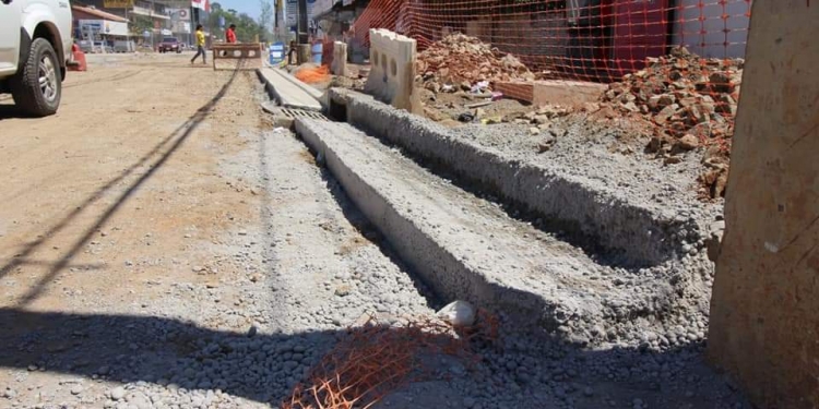 MOPC anuncia denuncia contra Mota Engil por abandono de obras del metrobús