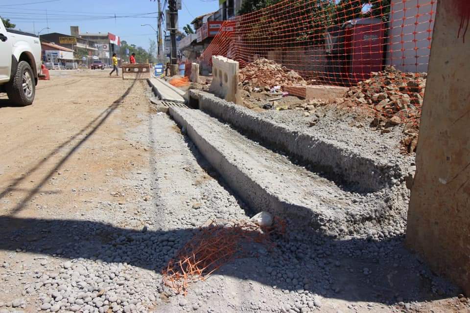 MOPC anuncia denuncia contra Mota Engil por abandono de obras del metrobús