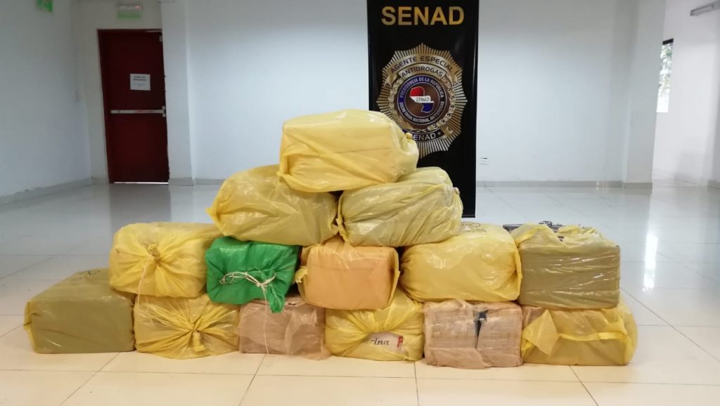 Operativo Austral deja 5 detenidos y cerca de 450 kg de cocaína incautada