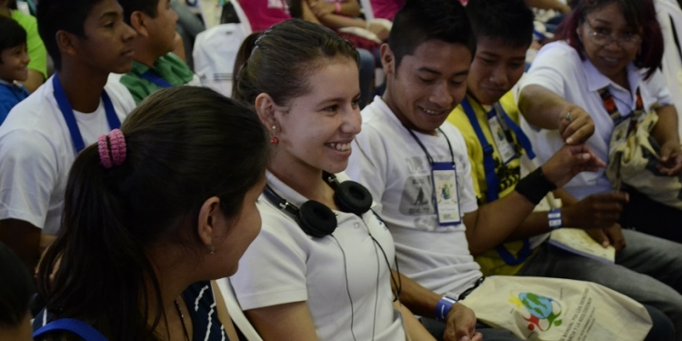 Organizan conversatorio sobre “salud mental y los adolescentes”