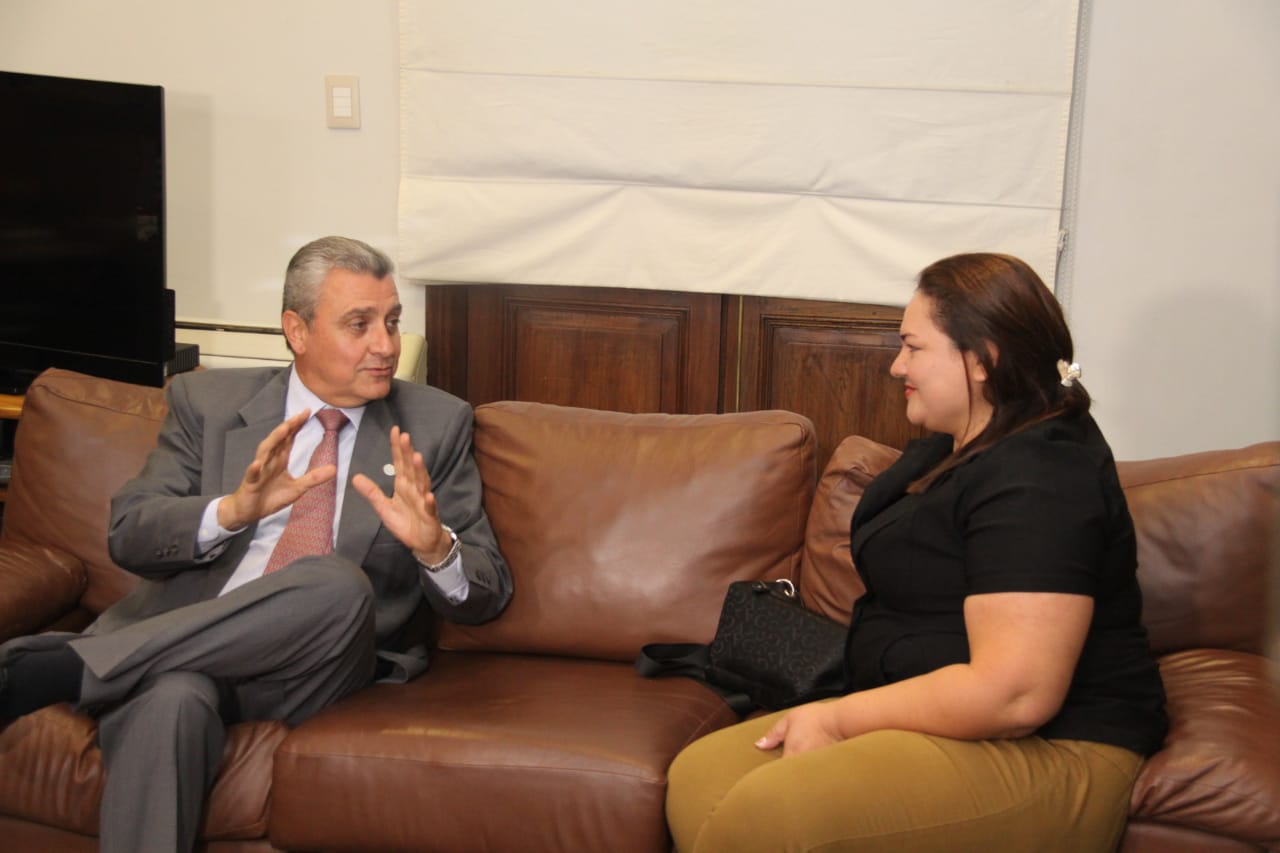 Esposa de Edelio Morínigo confía que este gobierno pueda dar paradero del policía